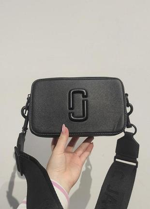 ❌ marc jacobs the snapshot black