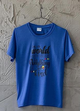 Футболка жіноча in w world blue