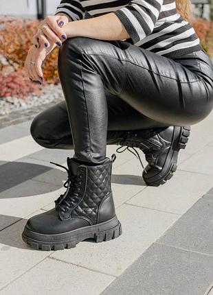 Черевики leather fur black