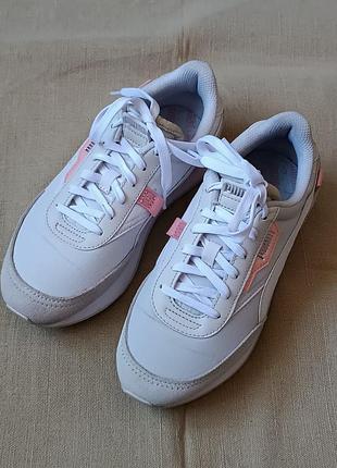 Кросівки жіночі puma