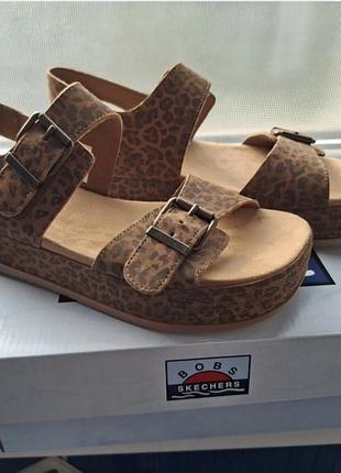 Фирменные сандалии skechers