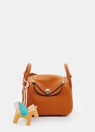 Hermes lindy 19 gold clemence with gold hardware