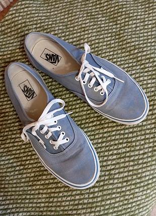 Чоловічі літні кеди vans в гарному стані
