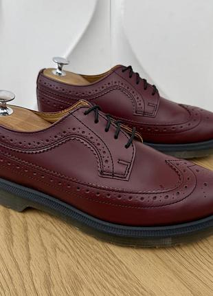 Оригінальні шкіряні туфлі-броги dr. martens 3989