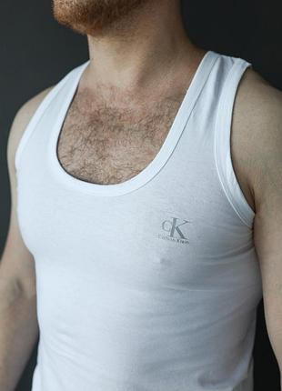 Комплект из трех мужских белых майок calvin klein, брендовая модная майка кельвин кляйн (3 шт в упаковке) м/хл
