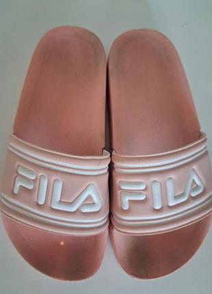 Шлепанці fila