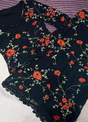 Костюм karen millen з вишивкою спідниця та топ
