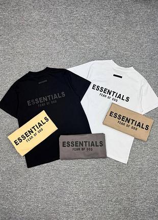 Футболка essentials