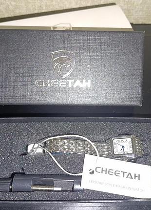 Часы новые chetan