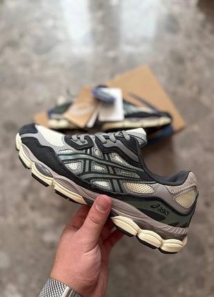 Стильні кросівки asics gel-nyc 1090
