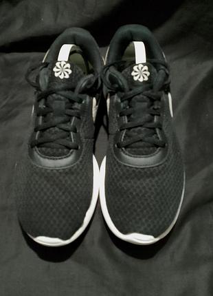 Nike tanjun 4
