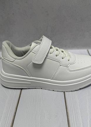 Детские стильные качественные кроссовки clibee 34-39 белый