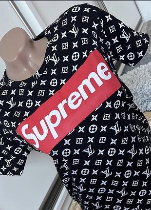 Футболка supreme