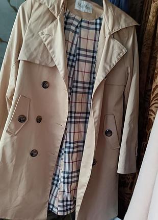 Базовый тренч плащ бежевый max mara
актуальный тренч плащ