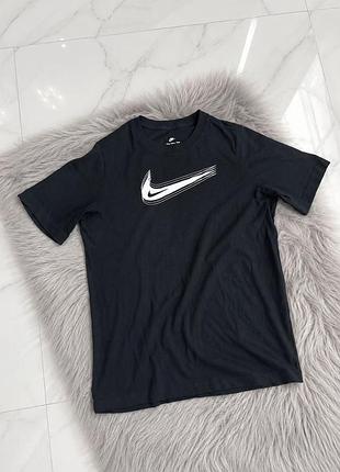 Футболочка, оригінал,  бренд nike. р. хл. (46-48)