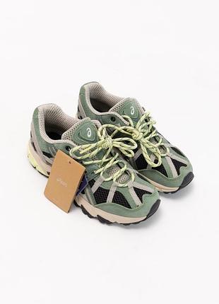 Стильні жіночі кросівки asics gel-sonoma green