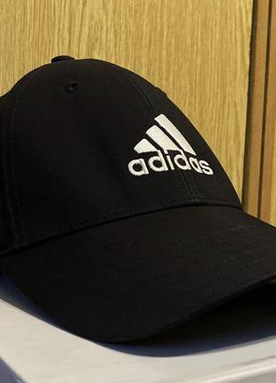 Кепка,бейсболка adidas.оригінал.
