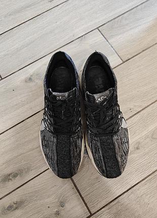 Продаються кросівки nike.
