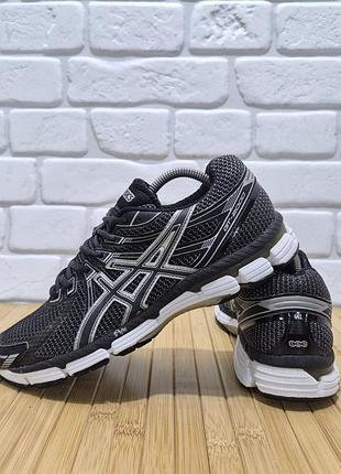 Кросівки asics