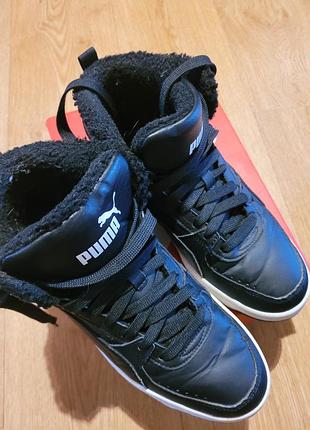 Утеплені кросівки puma.
