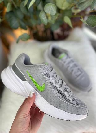 Кроссовки nike