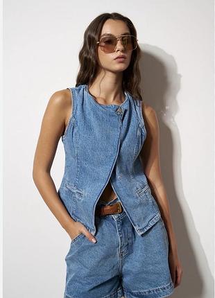 Приталений джинсовий жилет із запахом zara z1975 (розмір s, новий з бірками)