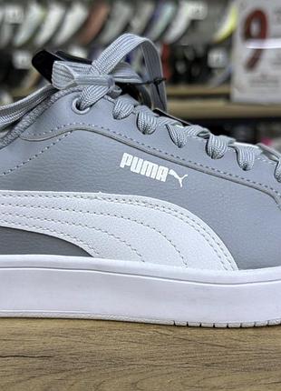 Кросівки puma grounded sl сірого кольору з білою підошвою та фірмовою смугою.розмір: 40,5, матеріал:штучної шкіри