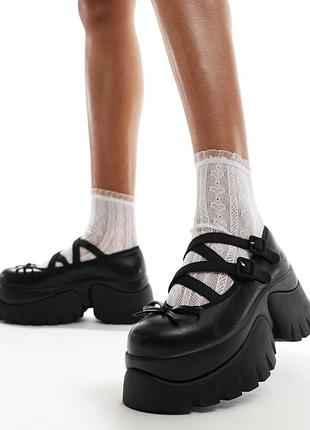 Margot monster platform mary jane by koi туфли на большой массивной платформе