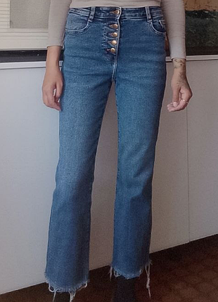 Стильні джинси zara на гудзиках