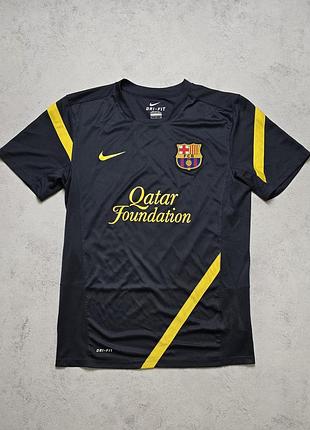 Футбольна футболка nike fc barcelona 2011/12 training shirt s gray yellow qatar foundation dri-fit