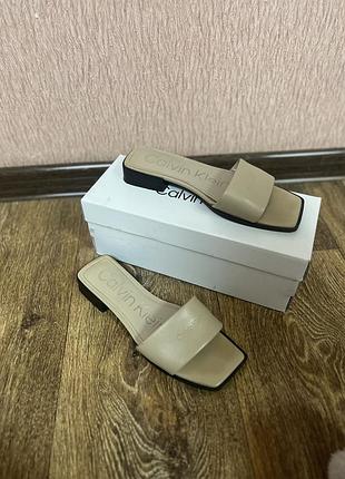 Шльопки жіночі calvin klein 37 розміру