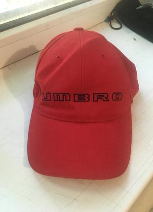 Оригинальная бейсболка umbro (новая с бирками)