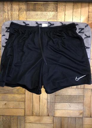 Шорти спортивні nike оригінал