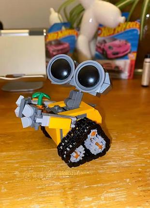 Конструктор робот валли wall-e 217 элементов 9