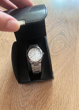 Годинник чоловічий casio у футлярі