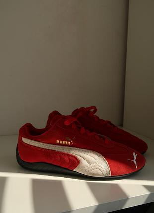 Puma speedcat у червоному кольорі  • стан 10/10 нове ще не вживане  • розмір-39 (25) • ціну-2200 доставка в цей ж день