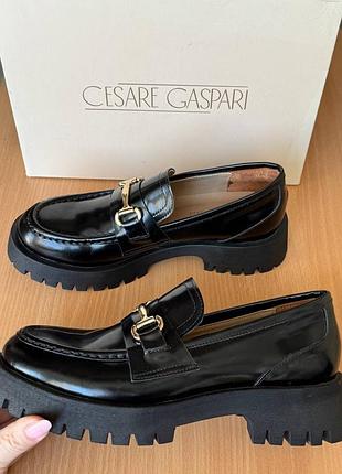 Лофери з натуральної шкіри, мокасини, туфлі, р.38 cesare gaspari