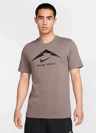 Футболка чоловіча nike m df tee trail logo fq3914-289