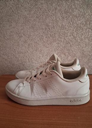 Продам кеды женские
