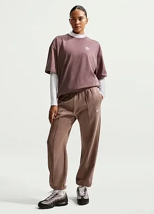 Футболка жіноча nike sportswear oversized short-sleeve t-shirt iq1091-502