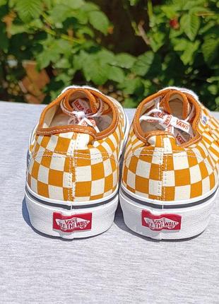 Vans off the wall
desert sun 5