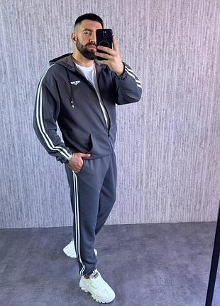 Спортивний костюм чоловічий