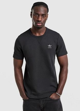 Трендова стильна вафель на футболка adidas originals
