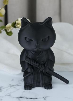 Статуэтка кот самурай 2