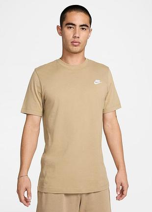 Футболка чоловіча nike sportswear club (ar4997-297)