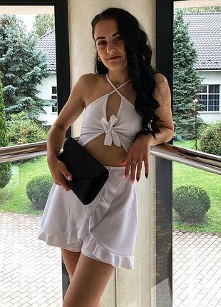 Жіночий білий ромпер від prettylittlething на xs-s