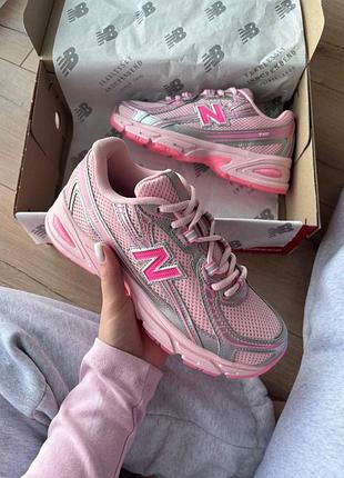 Жіночі кросівки new balance 740 atmos pink