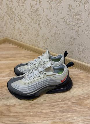 Кросівки nike air max 270  продам оригінальні кросівки nike air max 270.