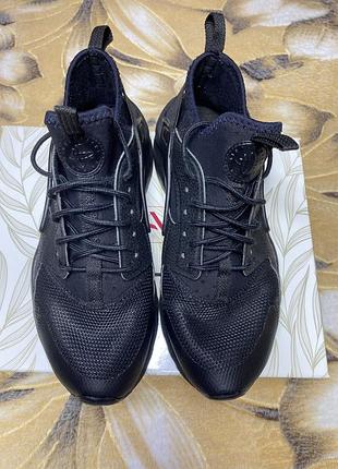 Кросівки "nike" розмір 38. устілка 24 см. оригінал!