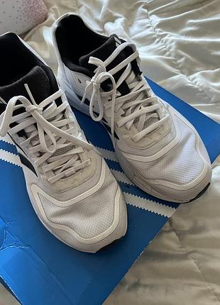 Кросівки для хлопця adidas білі
